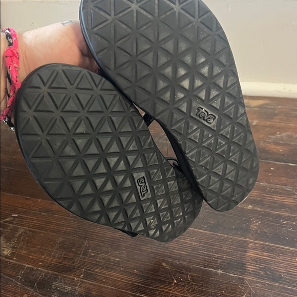 Teva Sandals Men’s 11 - Picture 4 of 4